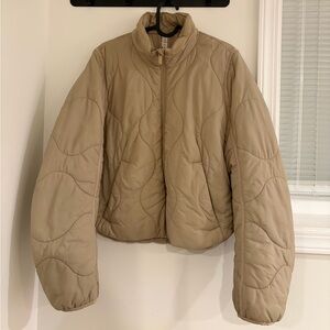 Lululemon Quilted Light Insulation
Cropped Jacket